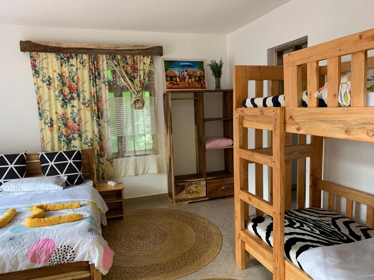 Lushoto David Crater Homestay מראה חיצוני תמונה